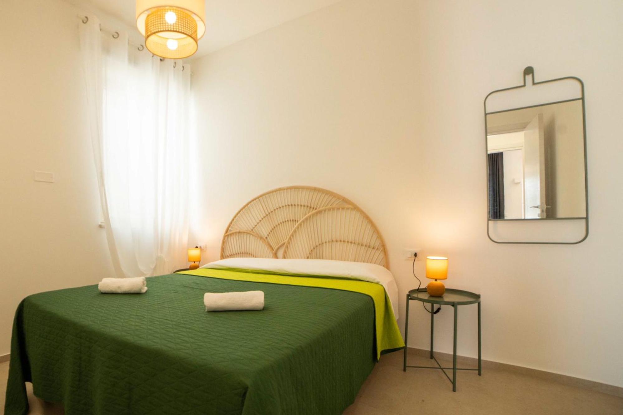 Aura Apartments Mattinata Kültér fotó